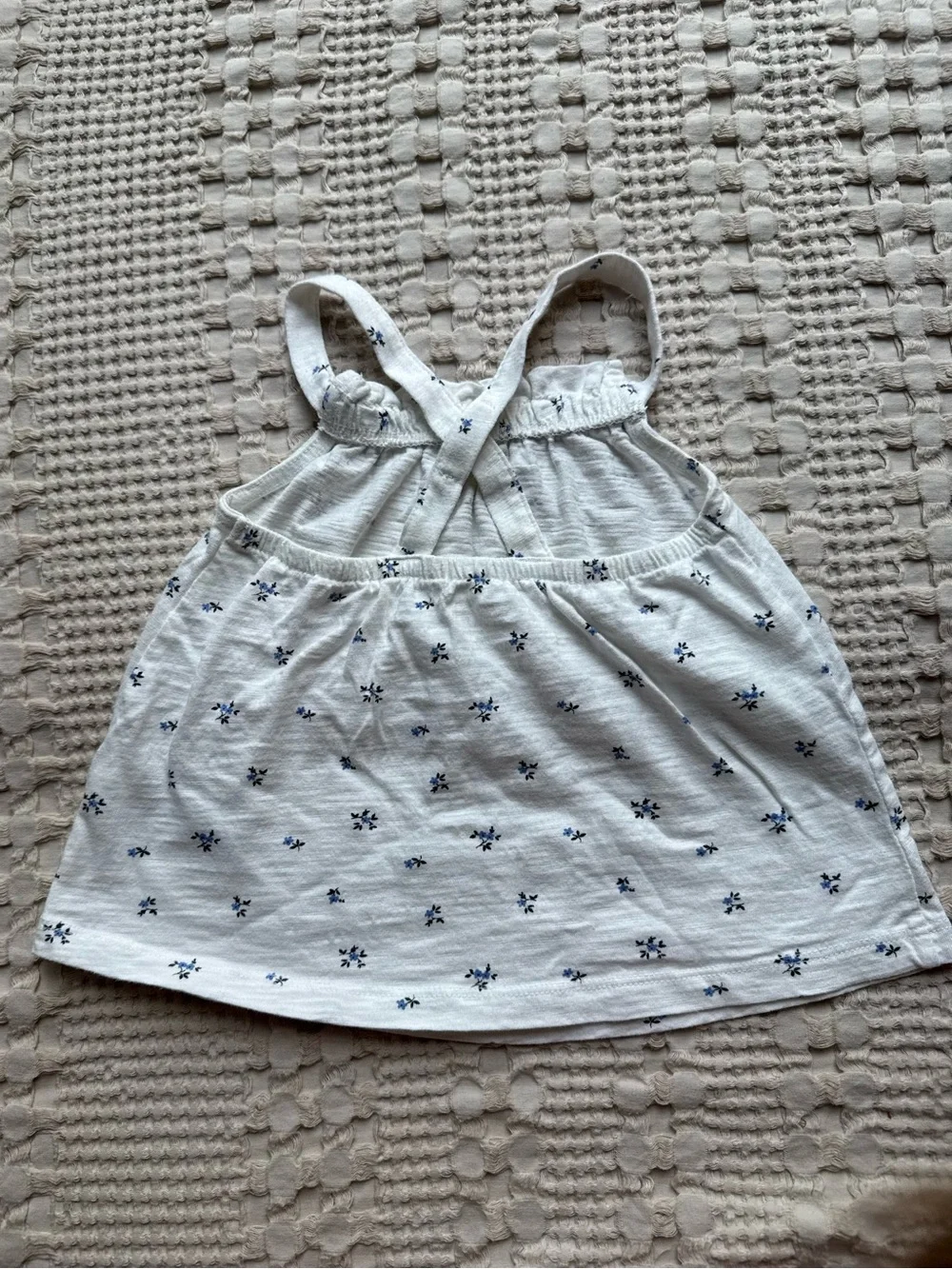 GAP Bundle of Summer Tops — White, Cream, Light Pink